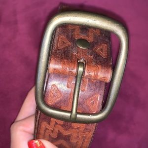 Eddie Bauer leather belt southwest design.